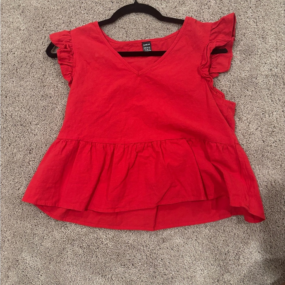 Red Ruffle Sleeve Top! ❤️